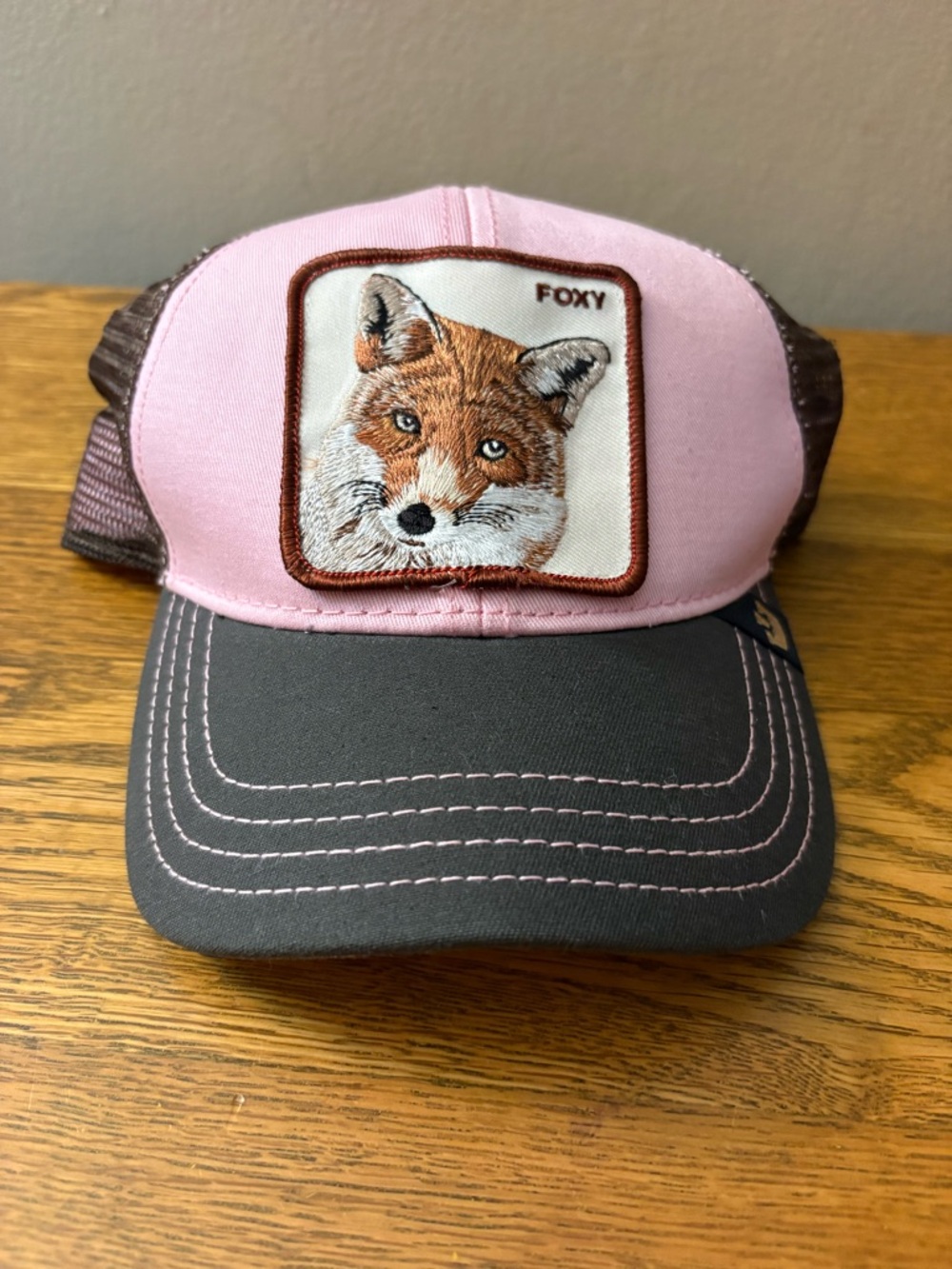 Goorin Bros. Foxy baby snap back hat.
